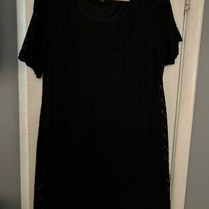 Ronni Nicole Black Midi Dress